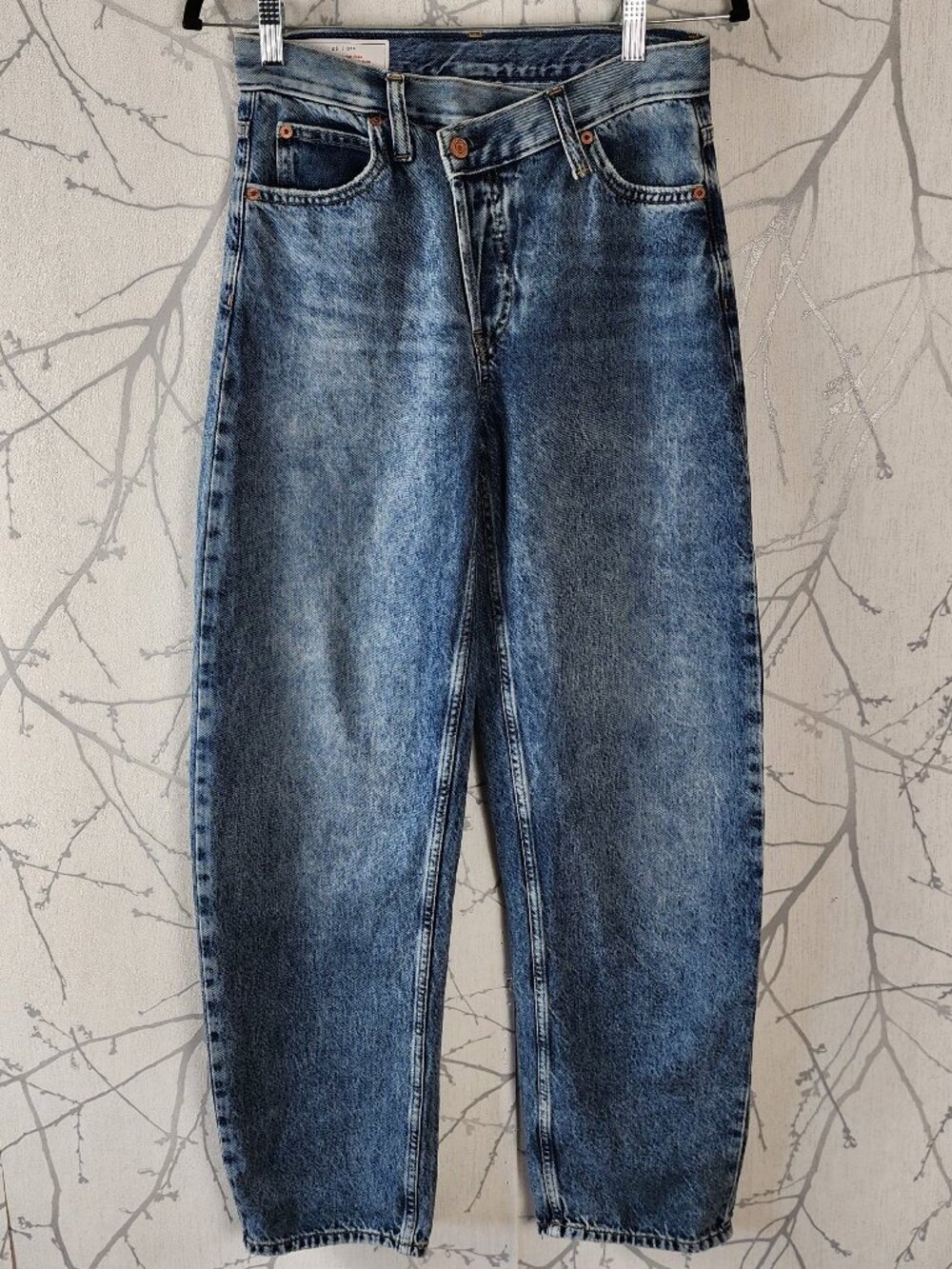 GAP Medium Wash Rigid Denim High Rise Barrel Leg Jeans
